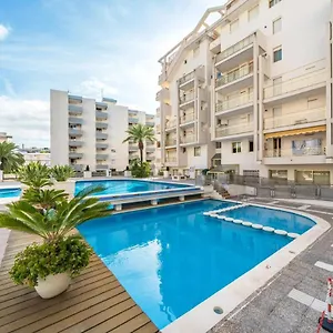Diferentflats Novelty Espagne