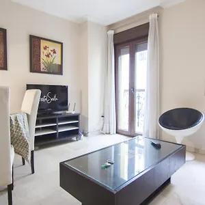 Rentalsevilla Luminoso En El Barrio Santa Cruz Apartamento Sevilla